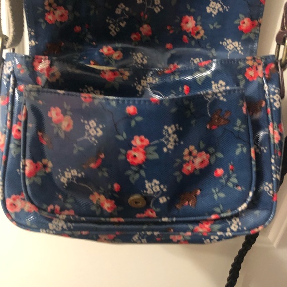 Cath Kidston floral crossbody bag - Picture 2 of 7